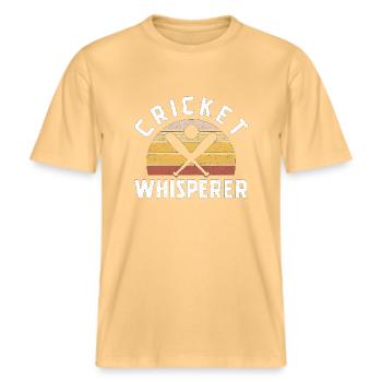 Cricket Whisperer -  T-shirt unisexe RELAXED FIT en coton bio - jaune délavé - Devant - Alina (178cm) & Michal (187cm)
