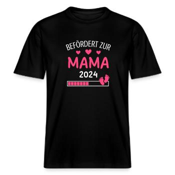 Befördert zur Mama 2024 Geschenk für neue Mutter -  RELAXED FIT Unisex Organic T-Shirt - Schwarz - Vorne - Alina (178cm) & Michal (187cm)