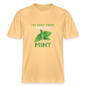 Lustiger Minze Liebhaber Spruch -  RELAXED FIT Unisex Organic T-Shirt - Hellgelb - Vorne - Alina (178cm) & Michal (187cm)