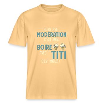 thierry boire modération boire titi c'est mieux -  T-shirt unisexe RELAXED FIT en coton bio - jaune délavé - Devant - Alina (178cm) & Michal (187cm)