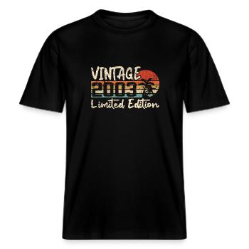 Jahrgang 2003 Jahrgang 2003 Geburtstagsgeschenk -  RELAXED FIT Unisex Organic T-Shirt - Schwarz - Vorne - Alina (178cm) & Michal (187cm)