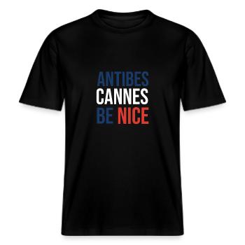Antibes legends and proverbs -  RELAXED FIT Unisex Organic T-Shirt - black - Front - Alina (178cm) & Michal (187cm)