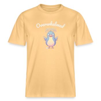 Überforderter Vogel Cartoon Stil -  RELAXED FIT Unisex Organic T-Shirt - Hellgelb - Vorne - Alina (178cm) & Michal (187cm)