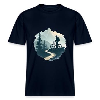 Radfahren in den Bergen -  RELAXED FIT Unisex Organic T-Shirt - Navy - Vorne - Alina (178cm) & Michal (187cm)