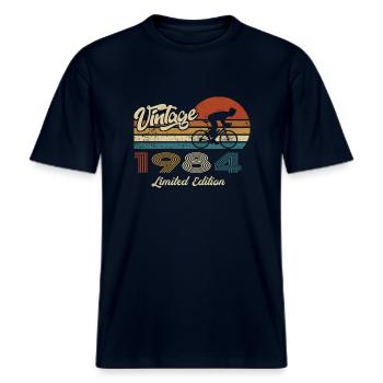 40e anniversaire 1984 Vintage rétro vélo cycliste -  T-shirt unisexe RELAXED FIT en coton bio - marine - Devant - Alina (178cm) & Michal (187cm)