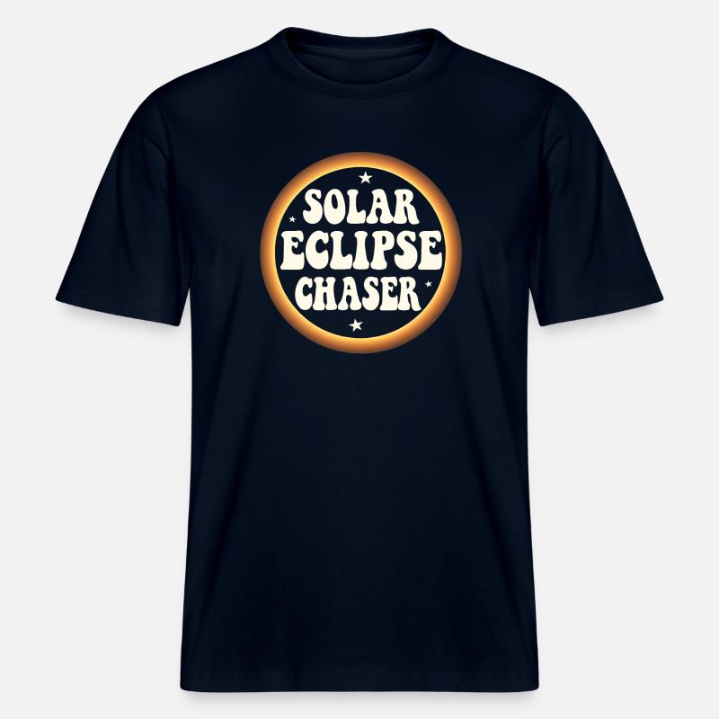 Solar eclipse chaser -  RELAXED FIT Unisex Organic T-Shirt - french navy