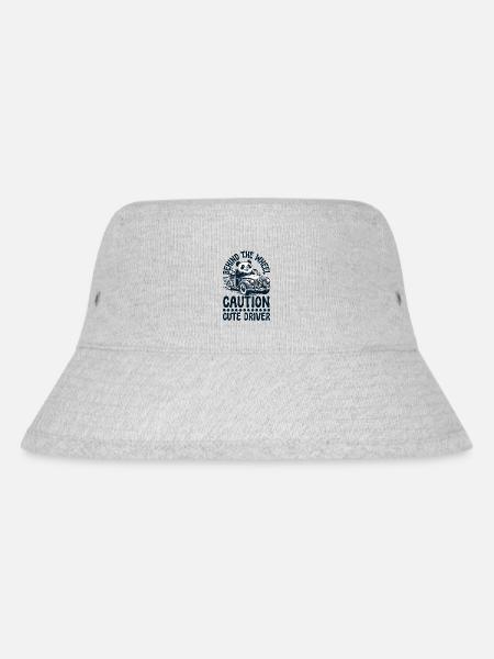 Panda hinter dem Steuer – Achtung: Süßer Fahrer! - Stanley/Stella recycelter Bucket Hat - Grau meliert