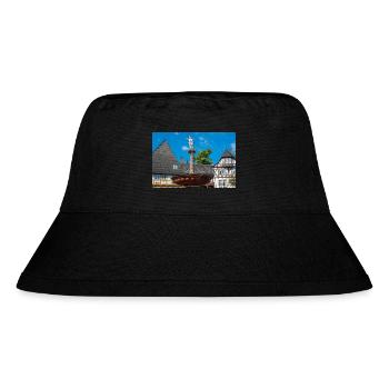 Brunnen auf historischem Marktplatz Goslar - Stanley/Stella recycelter Bucket Hat - Schwarz - Vorne