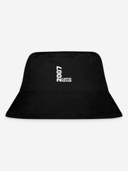 Jahrgang 2007 Klassiker 2007 Jubiläumsgeschenk - Stanley/Stella recycelter Bucket Hat - Schwarz