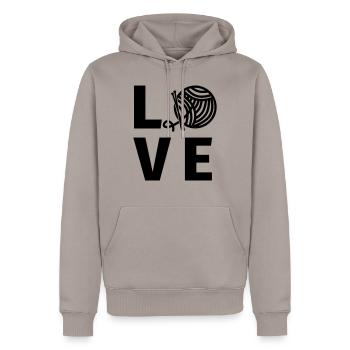 Stricken - Männer Premium Bio Hoodie - Taupe - Vorne - Nico (187cm)