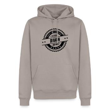Bester Diakon - Männer Premium Bio Hoodie - Taupe - Vorne - Nico (187cm)