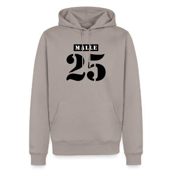 Malle 2025 Urlaub - Männer Premium Bio Hoodie - Taupe - Vorne - Nico (187cm)