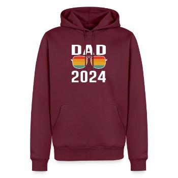 Dad 2024 Vater Papa Geschenk retro - Männer Premium Bio Hoodie - Burgunderrot - Vorne - Nico (187cm)