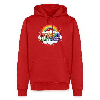 L’inclusion est importante – Éducation spécialisée – Freundli - Sweat à capuche Premium bio Homme - rouge - Devant - Nico (187cm)