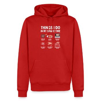 Dinge, die ich in meiner Freizeit mache Bacon BBQ - Männer Premium Bio Hoodie - Rot - Vorne - Nico (187cm)