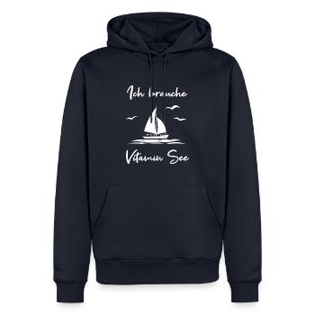 Ich brauche Vitamin See - Männer Premium Bio Hoodie - Navy - Vorne - Nico (187cm)