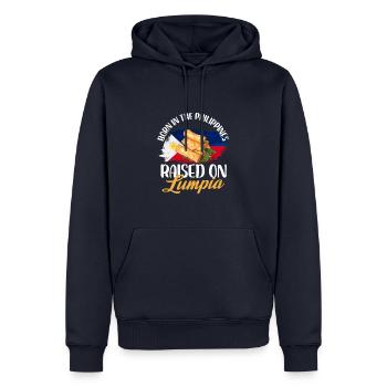 né aux Philippines, élevé avec lumpia Design - Sweat à capuche Premium bio Homme - bleu marine - Devant - Nico (187cm)