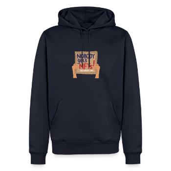 Hold Up Sign Nobody gets NFTs Shirt - Männer Premium Bio Hoodie - Navy - Vorne - Nico (187cm)
