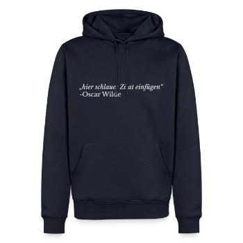 "Hier schlaues Zitat einfügen" – Oscar Wilde - Männer Premium Bio Hoodie - Navy - Vorne - Nico (187cm)