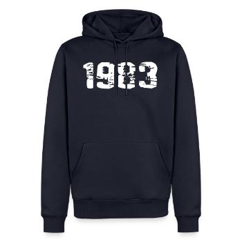 1983 - Männer Premium Bio Hoodie - Navy - Vorne - Nico (187cm)