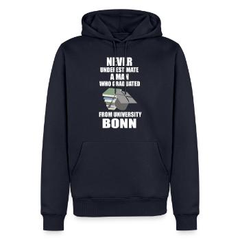Never underestimate a man University Bonn (weiss) - Männer Premium Bio Hoodie - Navy - Vorne - Nico (187cm)
