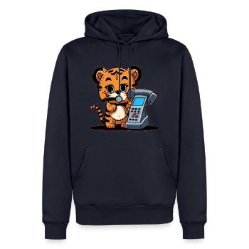 Kleiner Tiger telefoniert am Telefon - Männer Premium Bio Hoodie - Navy - Vorne - Nico (187cm)