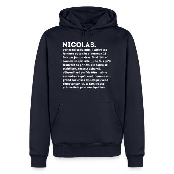 Nicolas prénom personnalité - Sweat à capuche Premium bio Homme - bleu marine - Devant - Nico (187cm)