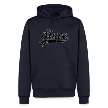 Birth - Since 2012 - Men’s Premium Organic Hoodie - navy - Front - Nico (187cm)