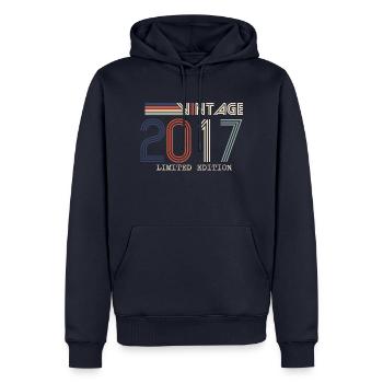 Vintage 2023 Cadeau Anniversaire - Millésime 2023 - Sweat à capuche Premium bio Homme - bleu marine - Devant - Nico (187cm)