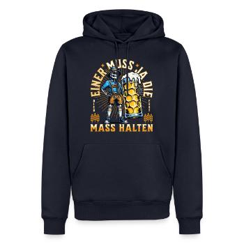 EINER MUSS JA DIE MASS HALTEN - Männer Premium Bio Hoodie - Navy - Vorne - Nico (187cm)