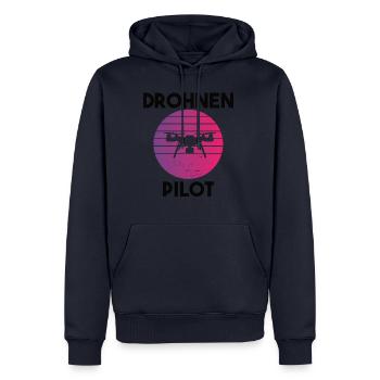 Drohnenpilot Spruch - Männer Premium Bio Hoodie - Navy - Vorne - Nico (187cm)