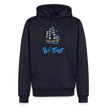 Wir vertrauen auf Kolumbus und erforschen den Kolu - Männer Premium Bio Hoodie - Navy - Vorne - Nico (187cm)