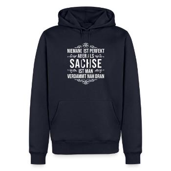 Sachsen Sachse Geschenk Spruch - Männer Premium Bio Hoodie - Navy - Vorne - Nico (187cm)