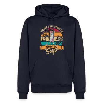 The One who taught us how to SUP - Jesus - Paddle - Männer Premium Bio Hoodie - Navy - Vorne - Nico (187cm)