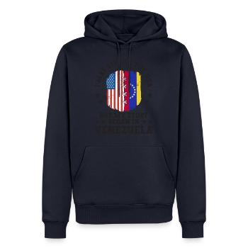 I May Live In The USA But My Story Began In - Männer Premium Bio Hoodie - Navy - Vorne - Nico (187cm)