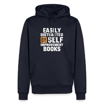Facilement distrait par les livres d’amélioration personnelle - Sweat à capuche Premium bio Homme - bleu marine - Devant - Nico (187cm)