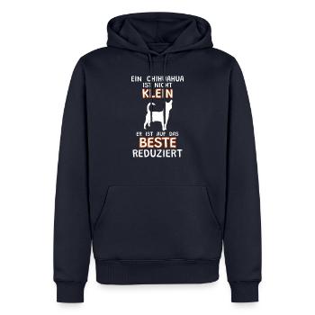 Chihuahua klein auf das Beste reduziert - Spruch - Männer Premium Bio Hoodie - Navy - Vorne - Nico (187cm)