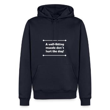 A well-fitting muzzle don´t hurt the dog! - Männer Premium Bio Hoodie - Navy - Vorne - Nico (187cm)
