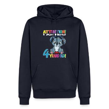 Koala Anniversaire J’ai maintenant 4 ans - Sweat à capuche Premium bio Homme - bleu marine - Devant - Nico (187cm)
