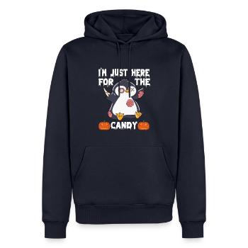 Halloween I'm Just Here For The Candy - Männer Premium Bio Hoodie - Navy - Vorne - Nico (187cm)