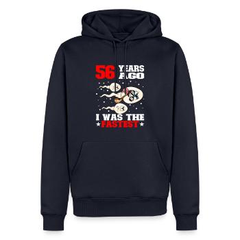 Lustiger Geburtstagsspruch 56 Jahre Alt - Männer Premium Bio Hoodie - Navy - Vorne - Nico (187cm)
