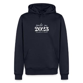 Made 2023 in Pennsylvania. Cute Birthday Party - Männer Premium Bio Hoodie - Navy - Vorne - Nico (187cm)