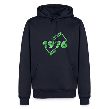 1976 - Männer Premium Bio Hoodie - Navy - Vorne - Nico (187cm)
