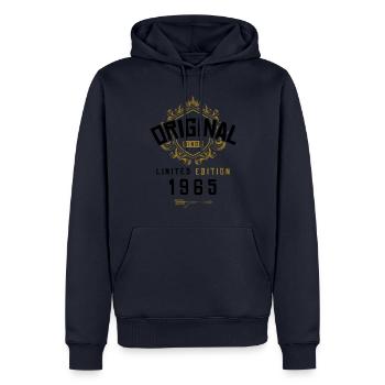 1965 limited edition Geburtstag - Männer Premium Bio Hoodie - Navy - Vorne - Nico (187cm)