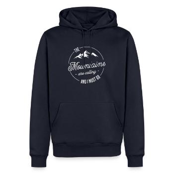 The mountains are calling and I must go - Männer Premium Bio Hoodie - Navy - Vorne - Nico (187cm)