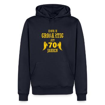 Idéal pour 70 ans cadeau d’anniversaire homme - Sweat à capuche Premium bio Homme - bleu marine - Devant - Nico (187cm)