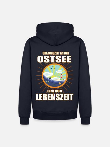 Urlaubszeit an der Ostee, einfach Lebenszeit - Männer Premium Bio Hoodie - Navy