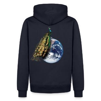 Eden above Earth | Pulau Kreasi (Weiss) - Männer Premium Bio Hoodie - Navy - Hinten - Nico (187cm)