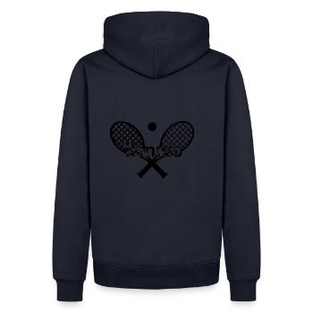 Tennis Ball und Schläger Schrift mittig - Männer Premium Bio Hoodie - Navy - Hinten - Nico (187cm)