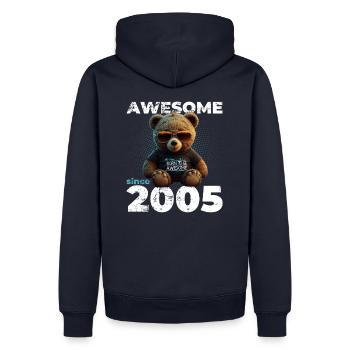 20. Geburtstag Original 2005 Jahrgang 2005 Bär süß - Männer Premium Bio Hoodie - Navy - Hinten - Nico (187cm)